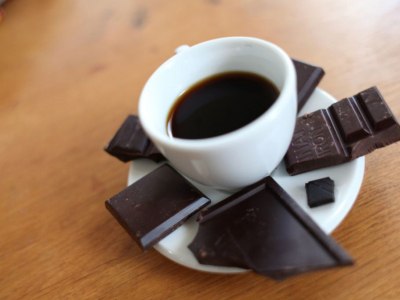 Comment accompagner mon café ? Speculoos ou carré de chocolat ?